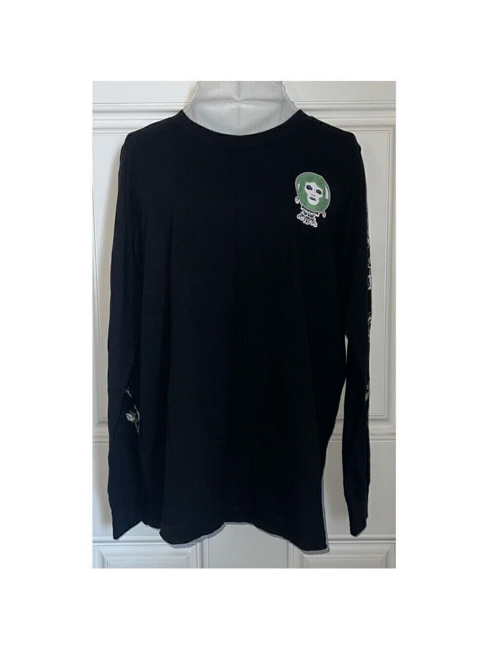 Her Universe Disney The Haunted Mansion Madame Leota Symbols Girls Long-Sleeve T - Picture 2 of 11